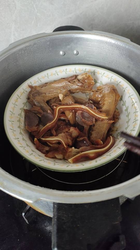 蒋护工照片