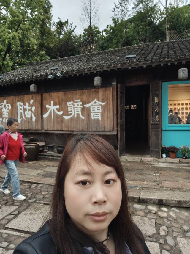 胡阿姨照片