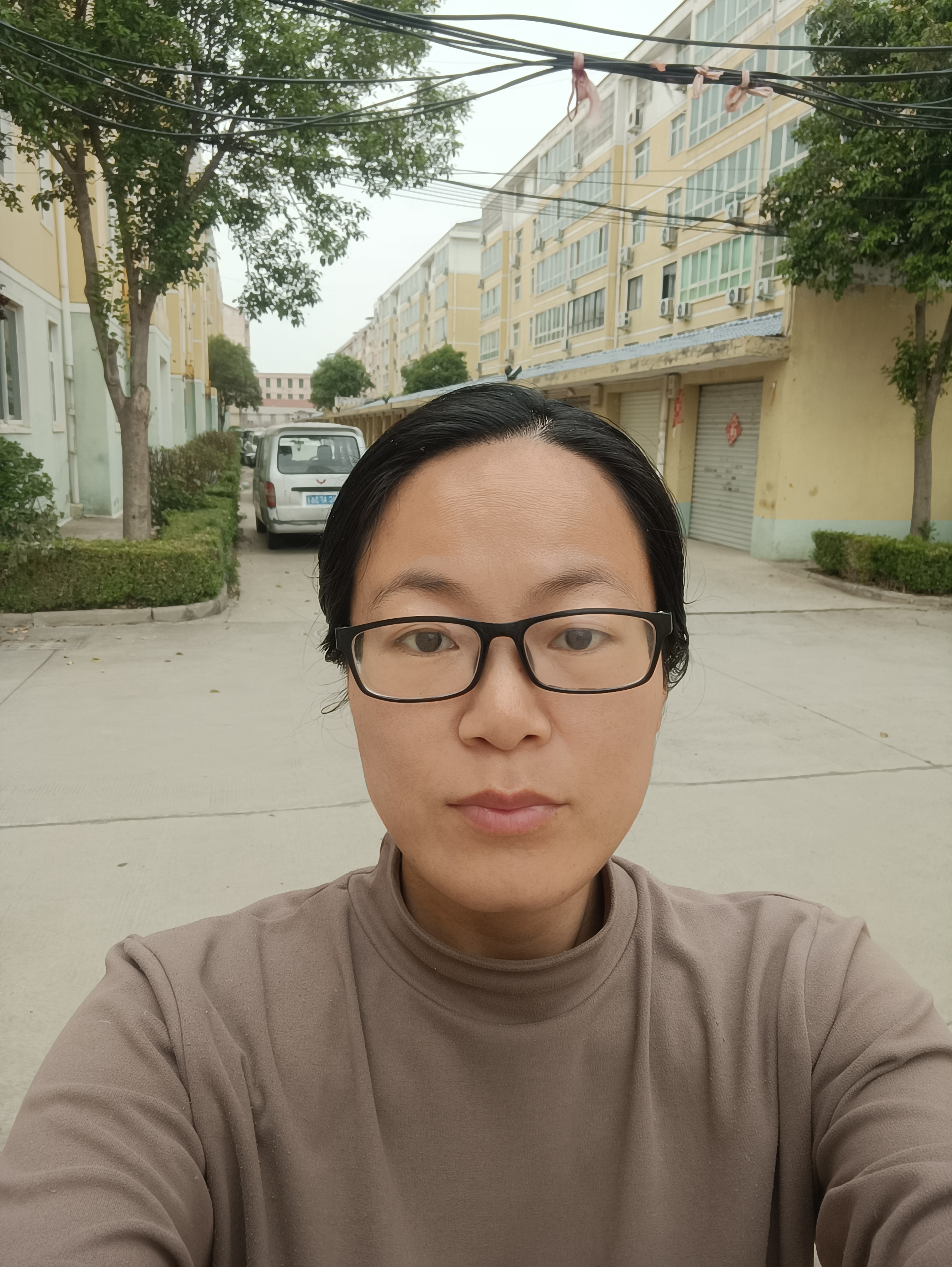 孟护工照片