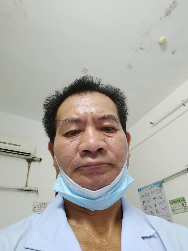 刘护工照片