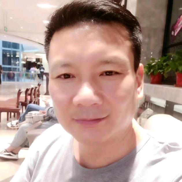 张阿姨照片