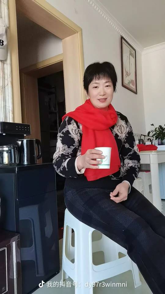 韦护工照片