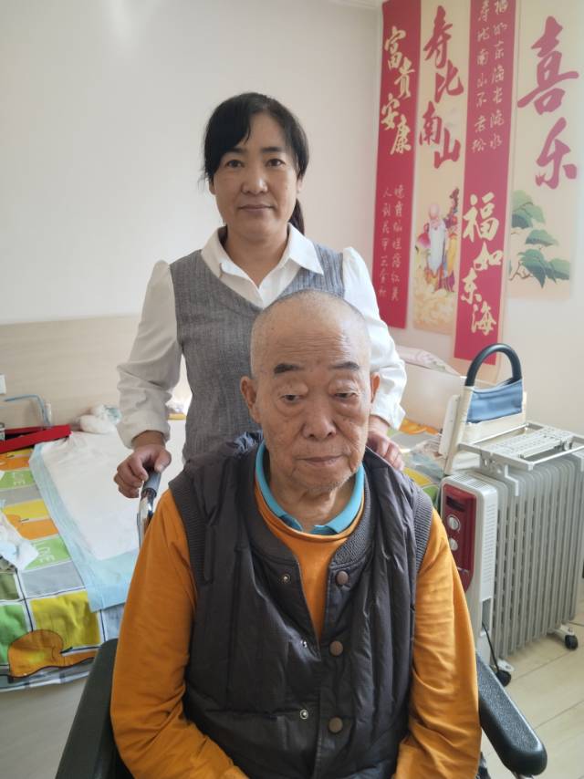 陈阿姨照片