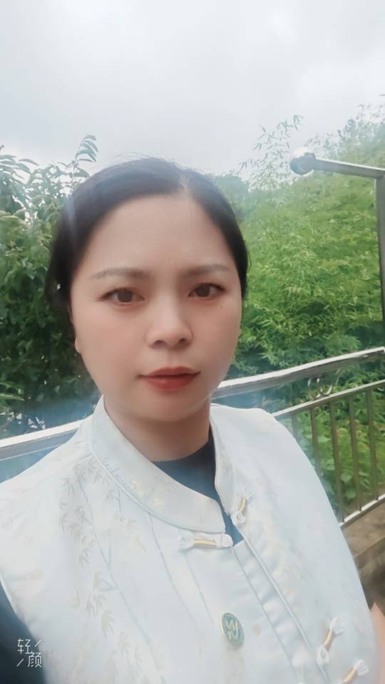 李阿姨照片