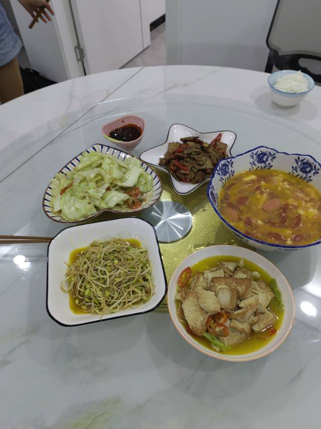 杨阿姨照片