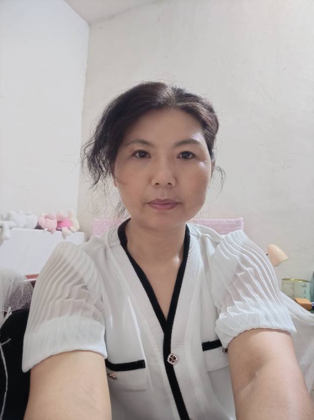 杨阿姨照片