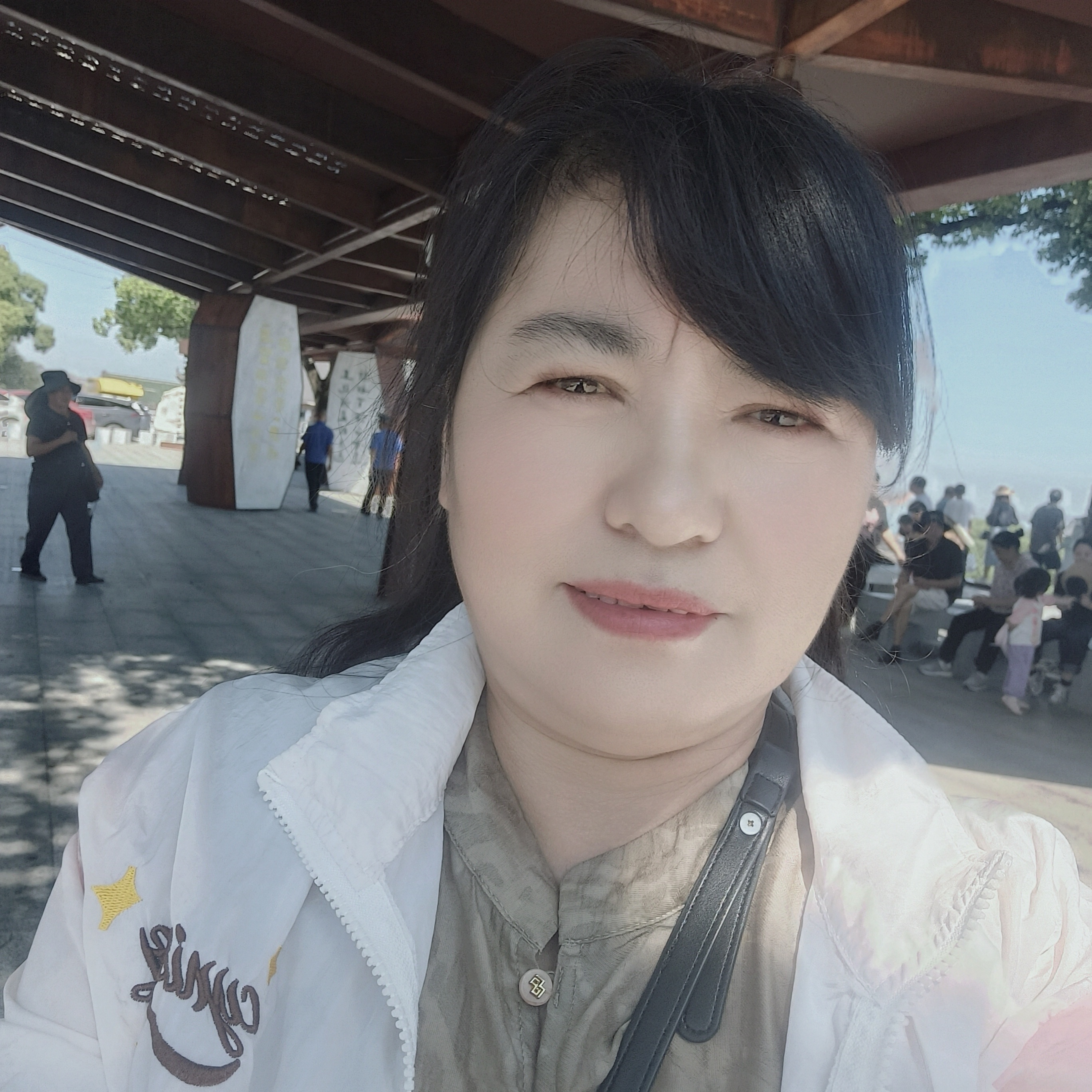 阿姨资料照片