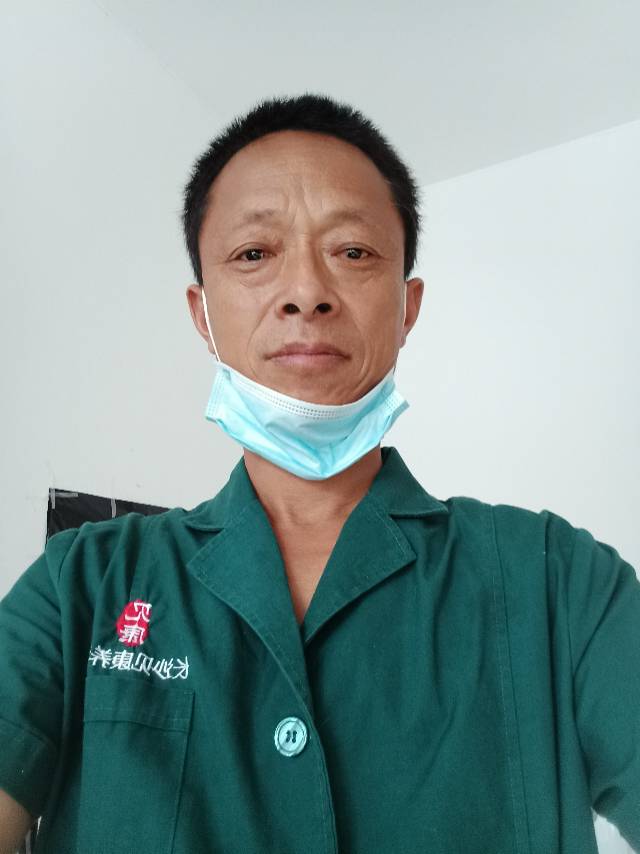 刘护工照片