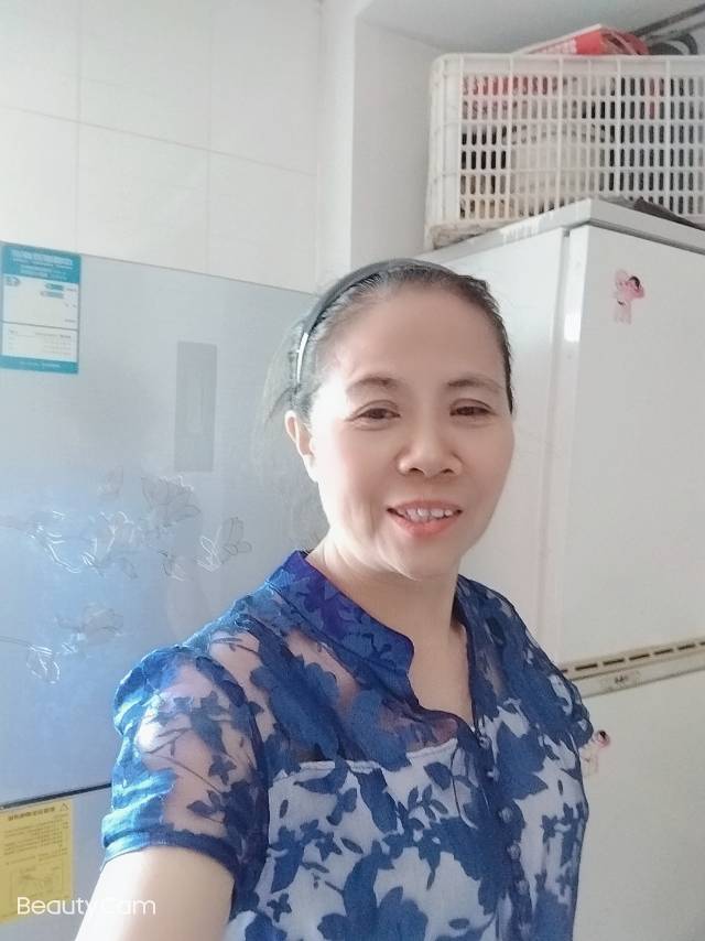 阿姨资料照片