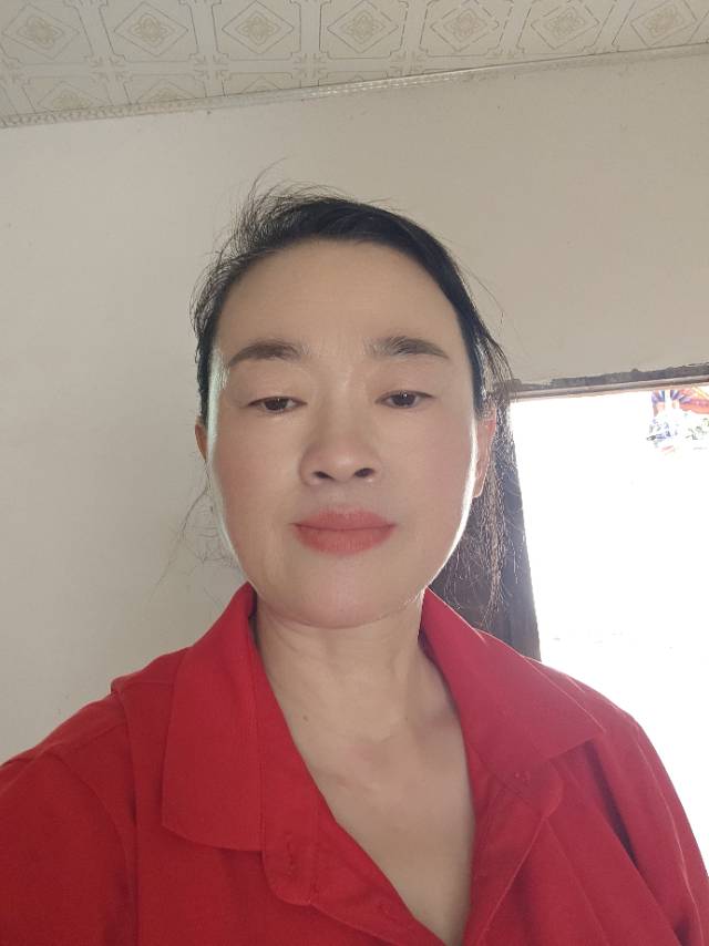 阿姨资料照片