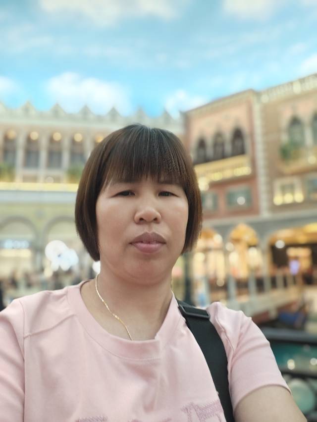许阿姨照片