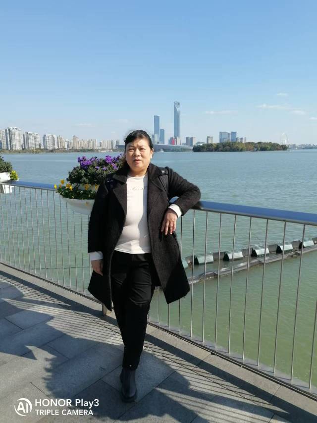 李阿姨的照片