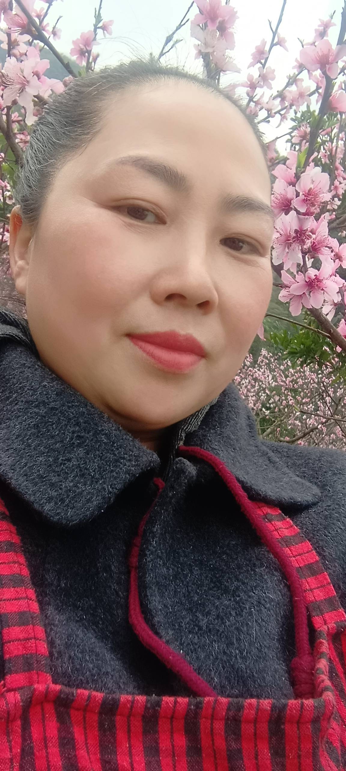 阿姨资料照片