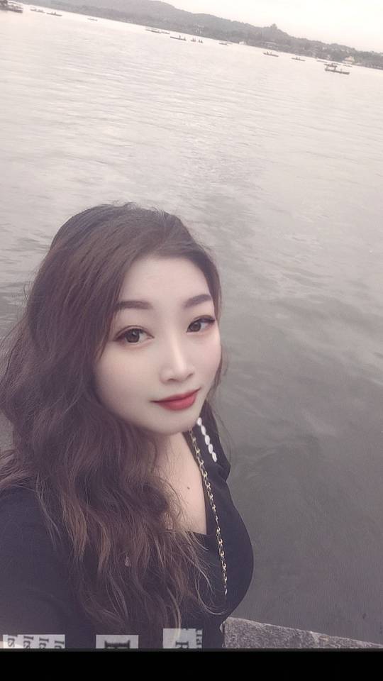 阿姨资料照片