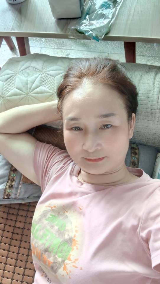 夏护工照片