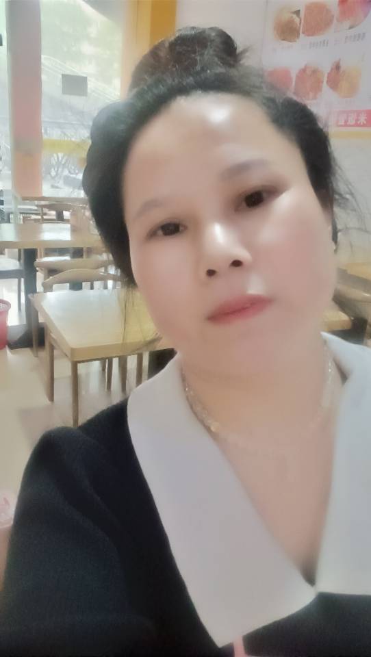 刘阿姨照片