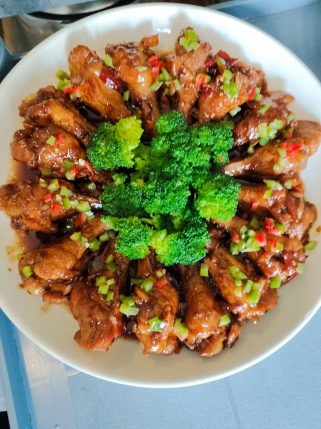 余护工照片