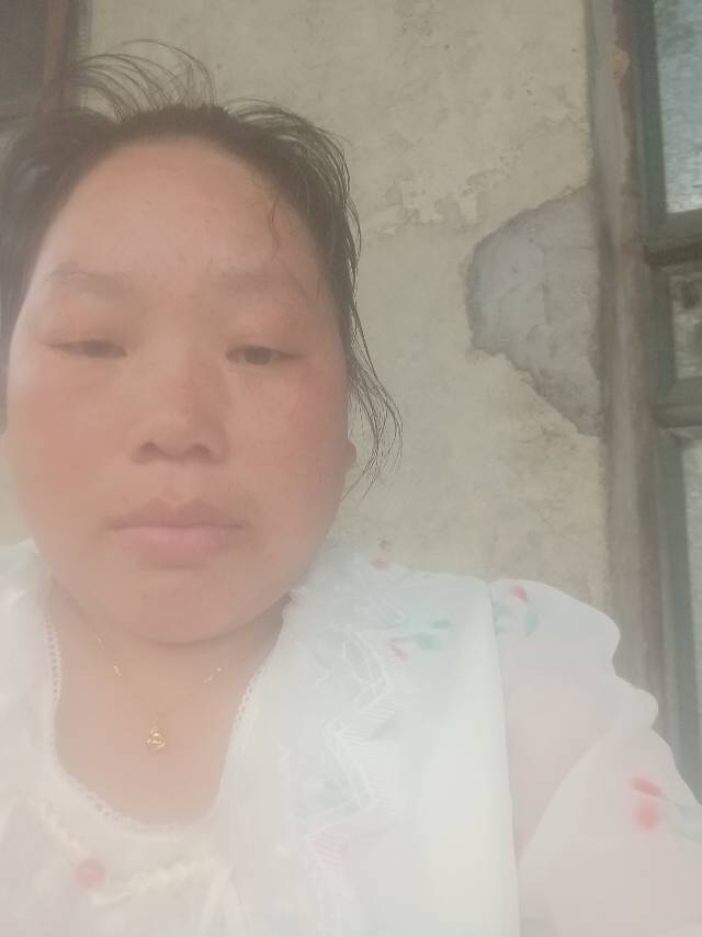 张阿姨照片