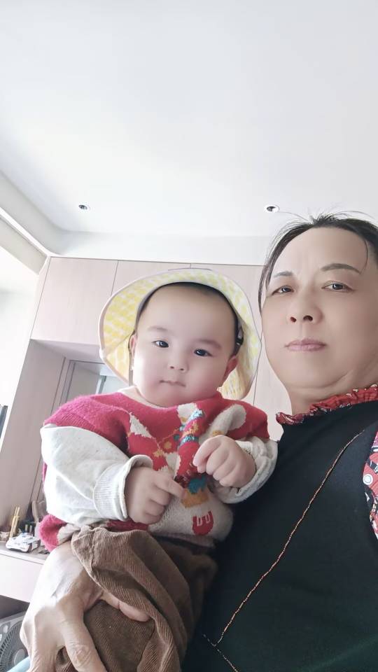 赵阿姨照片