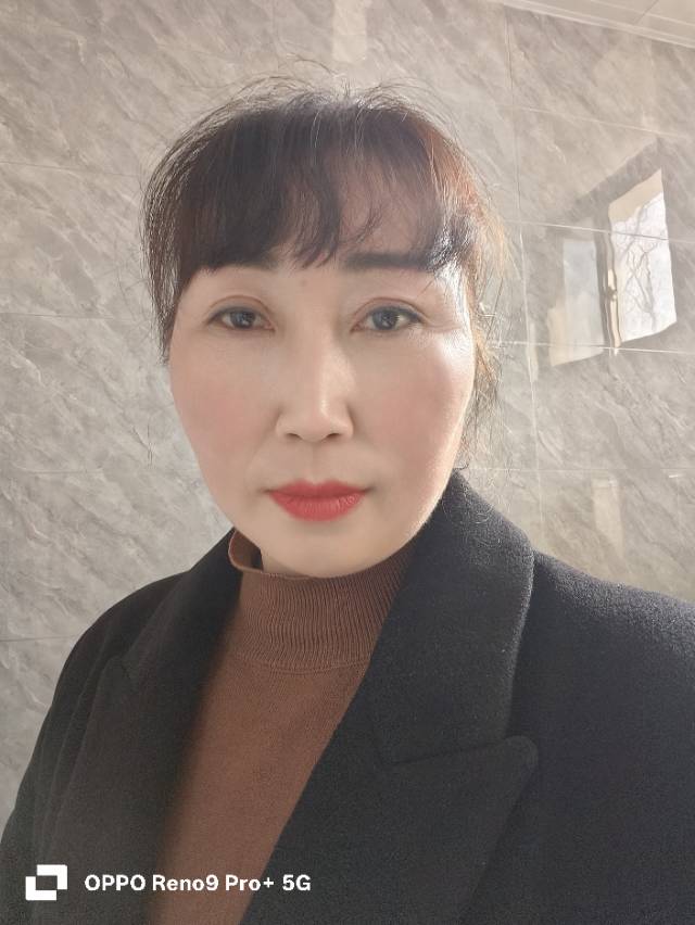 何护工照片