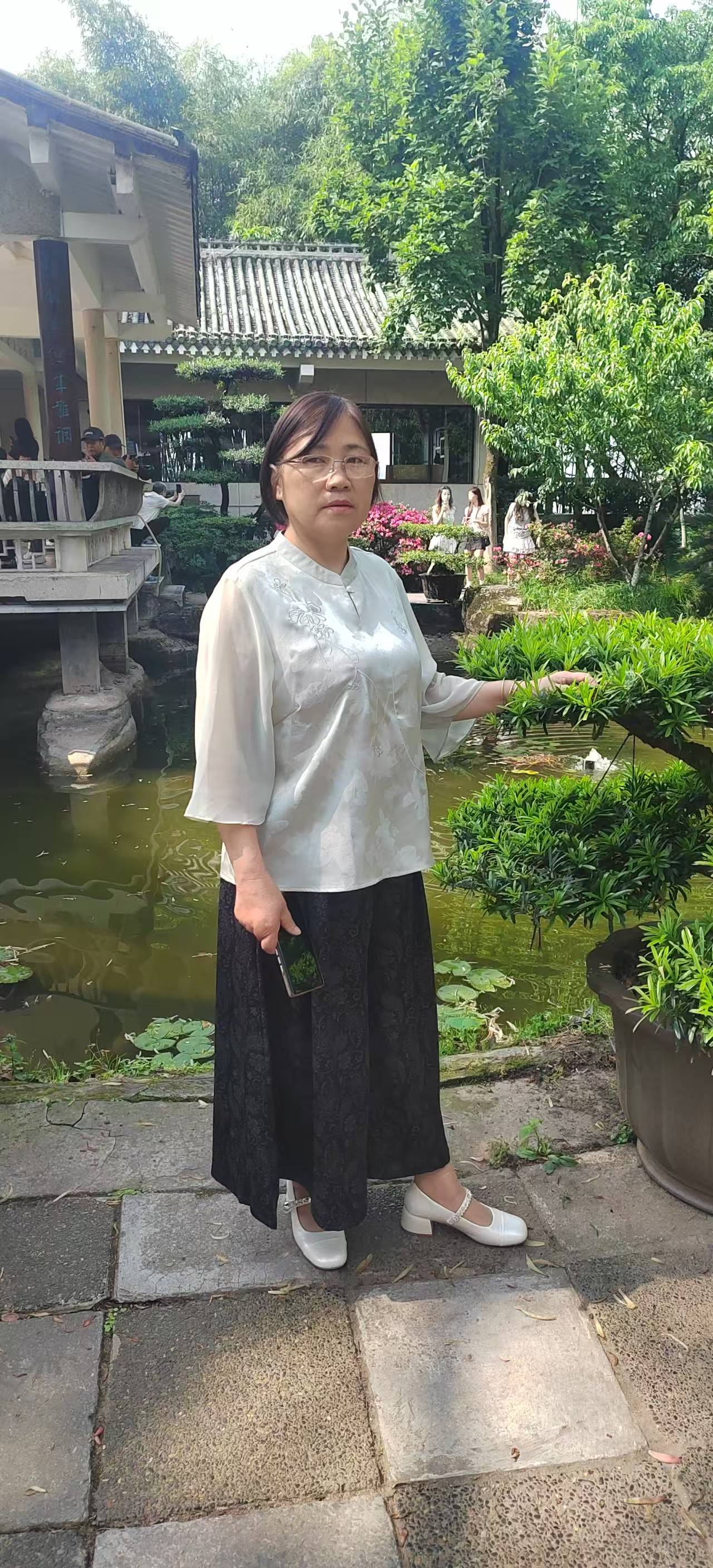 王阿姨的照片