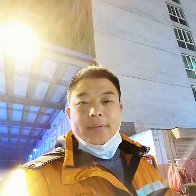 沈护工照片