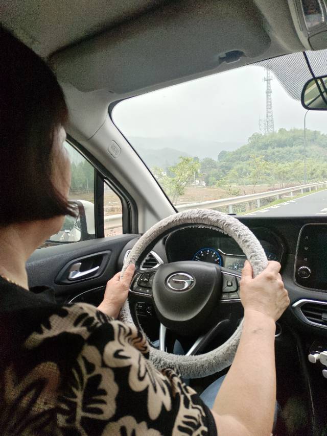 项阿姨照片