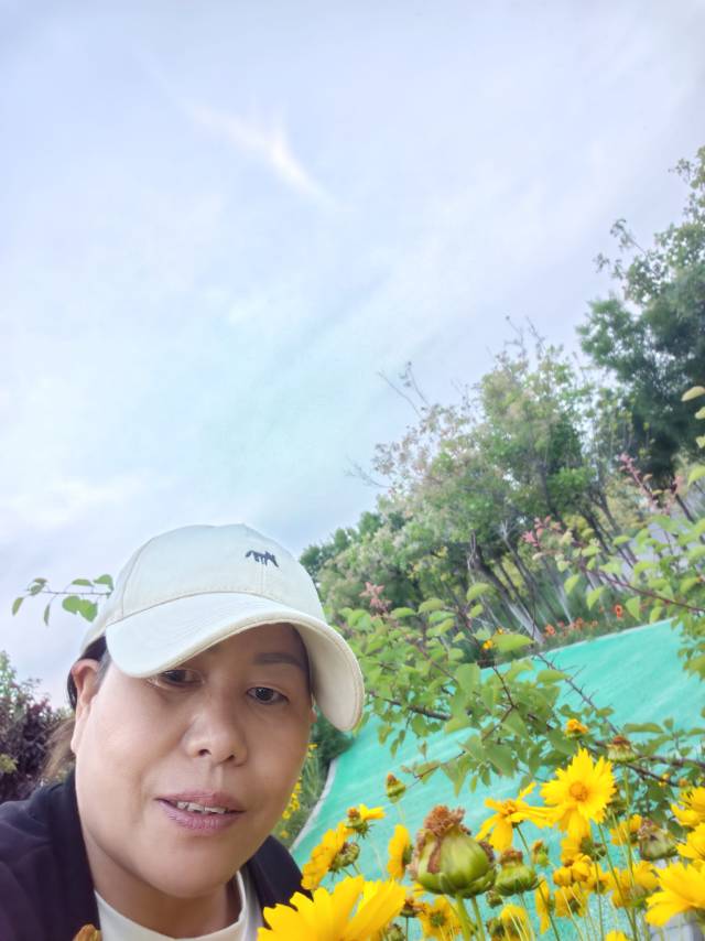 程阿姨照片