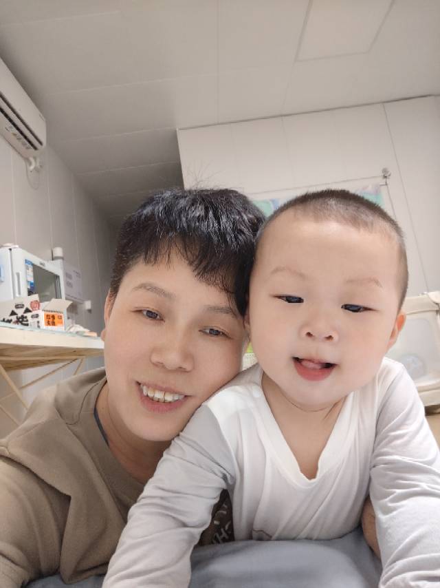 李阿姨照片