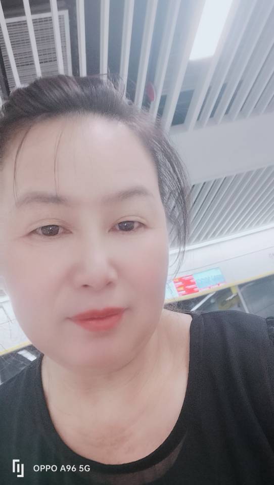 阿姨资料照片