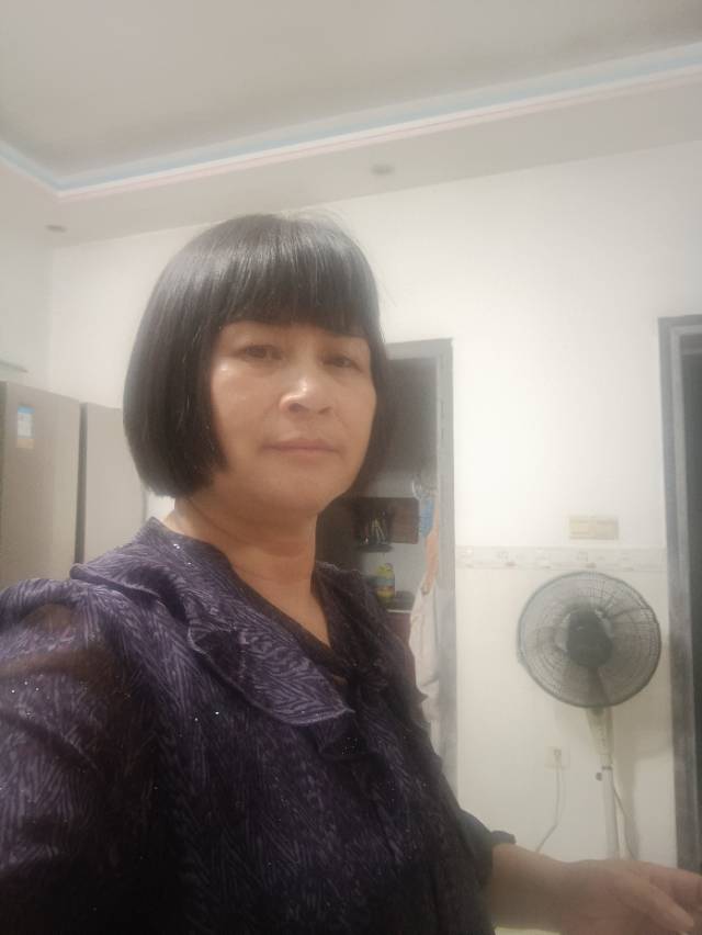 胡阿姨照片