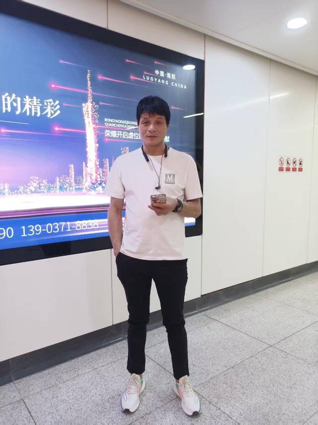 张阿姨照片