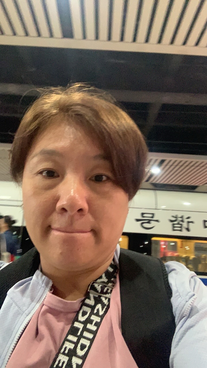 阿姨资料照片
