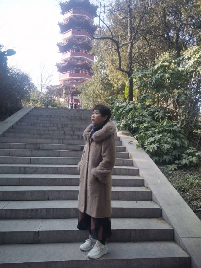 武阿姨照片