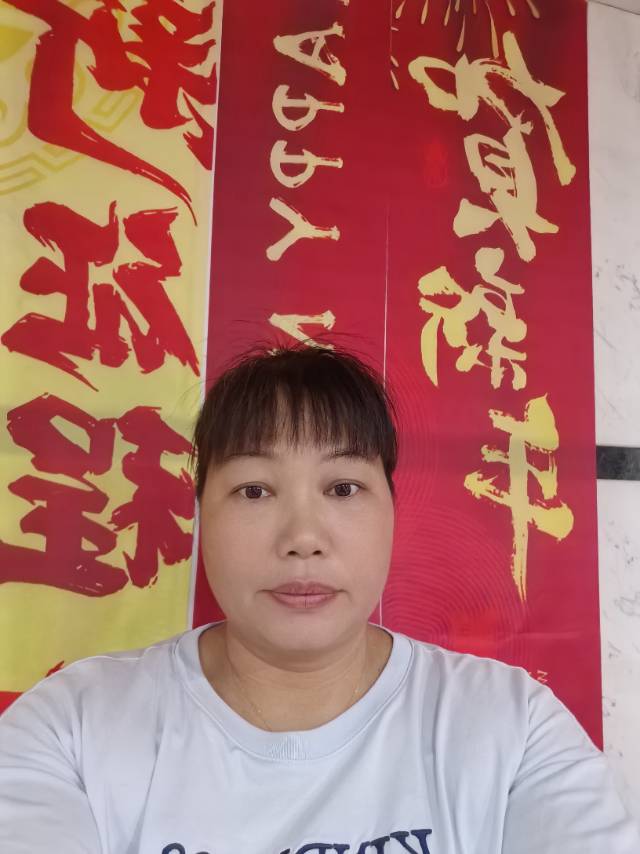 阿姨照片
