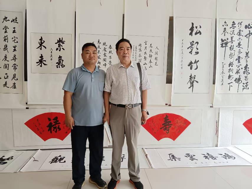于阿姨照片