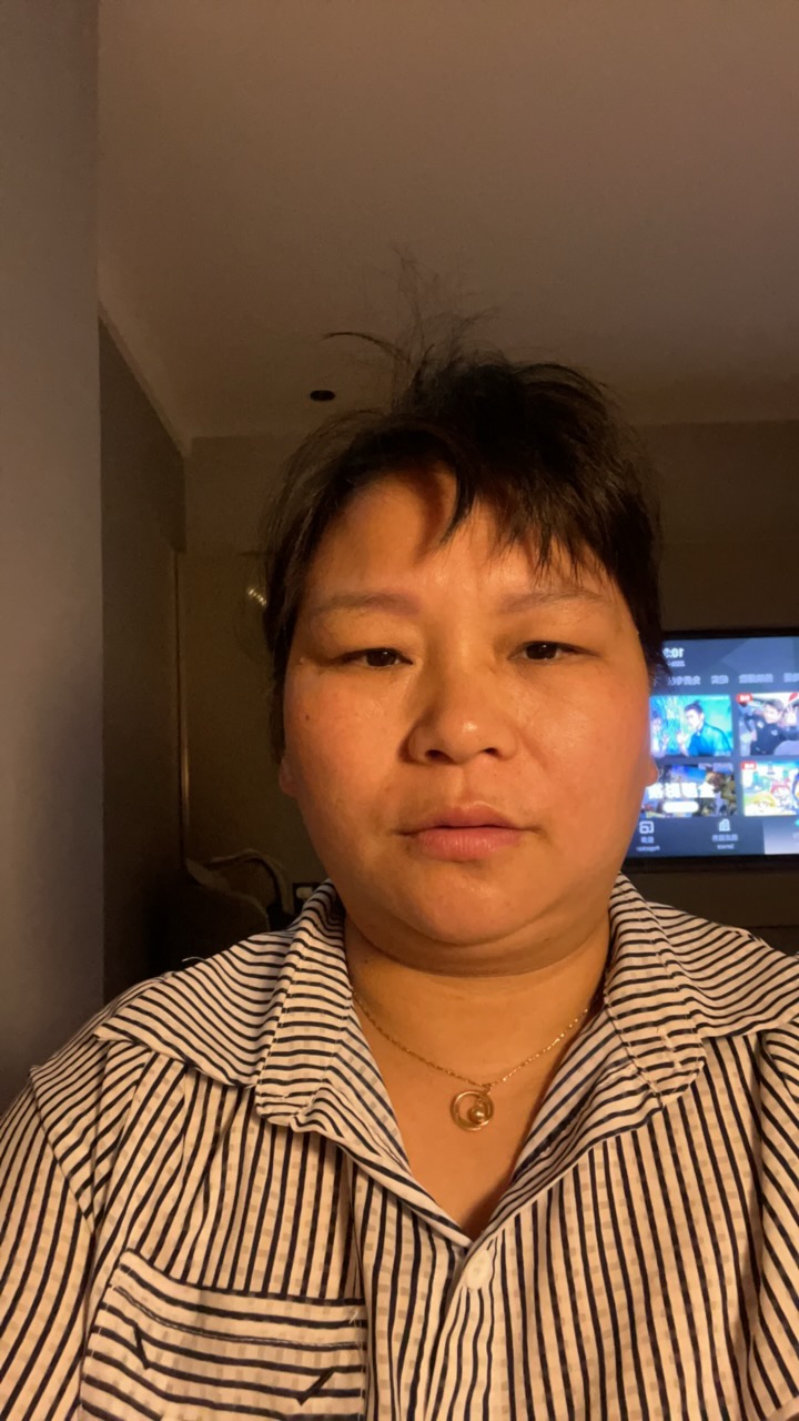 洪阿姨照片