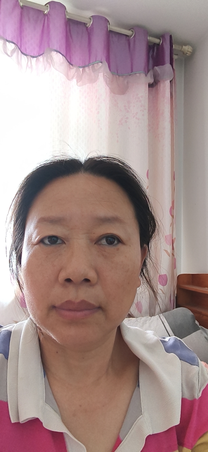 李阿姨照片
