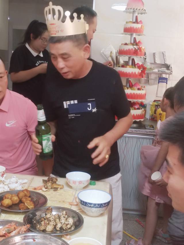 黄阿姨照片