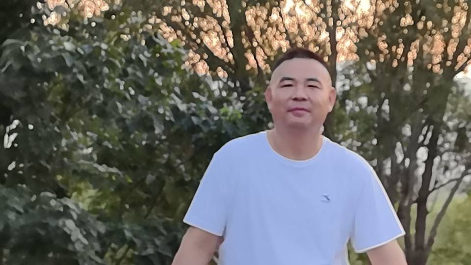 阿姨资料照片
