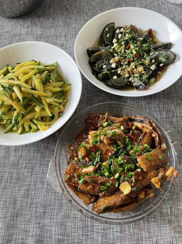 黄阿姨照片