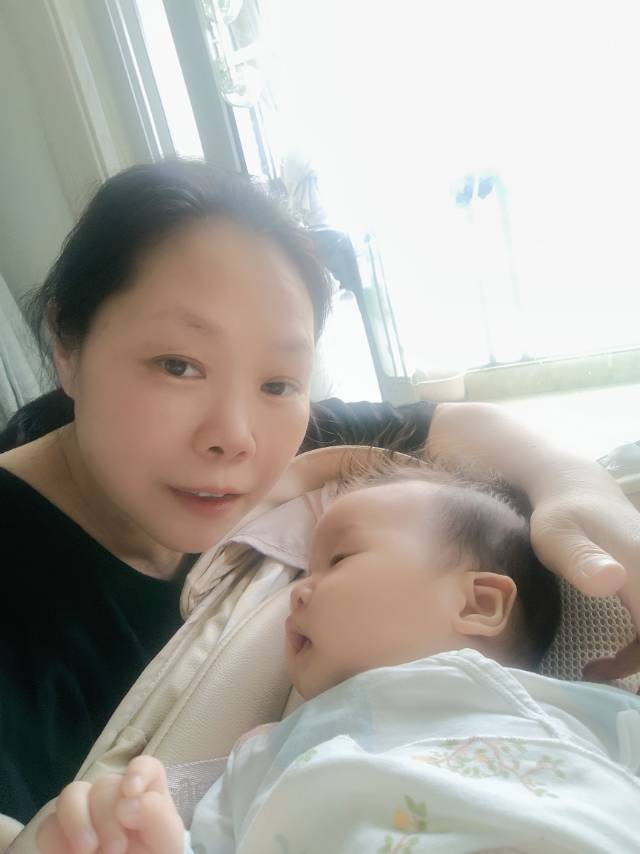 杨阿姨照片