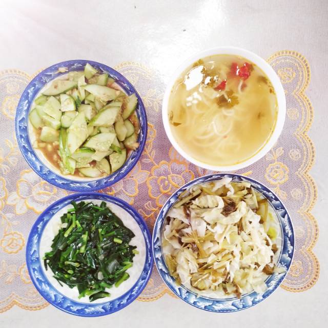 白阿姨照片