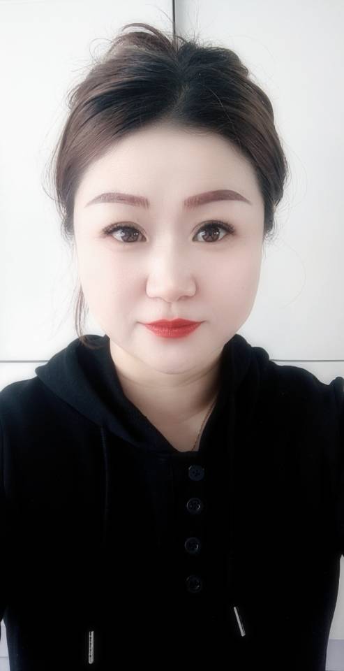 阿姨资料照片