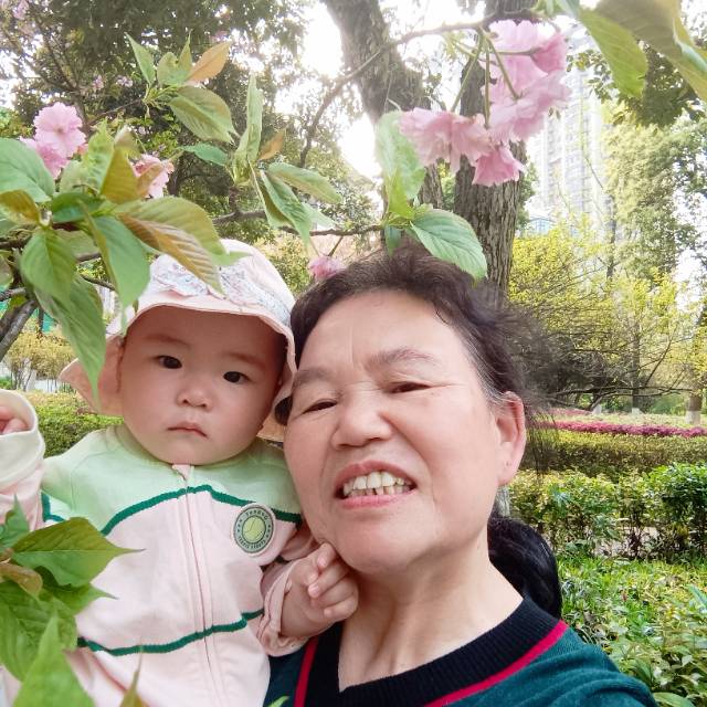 李阿姨照片