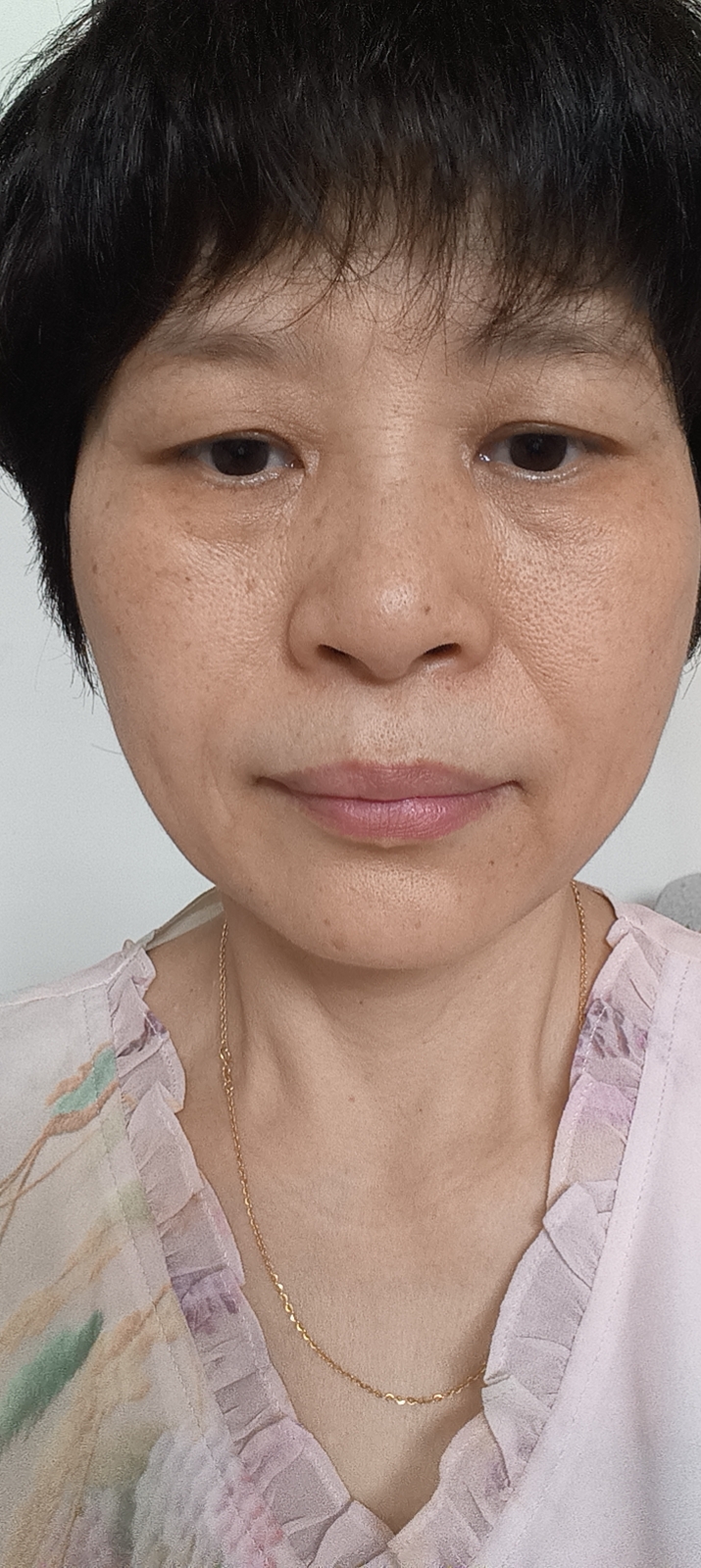 张阿姨照片