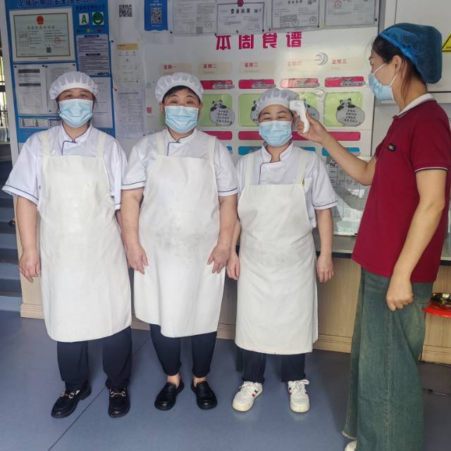 刘阿姨照片