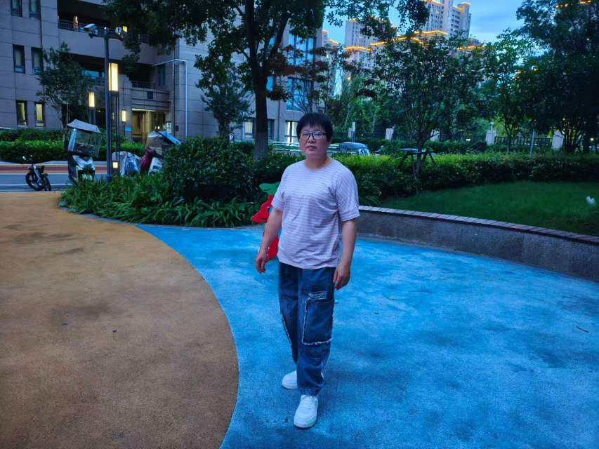顾阿姨照片