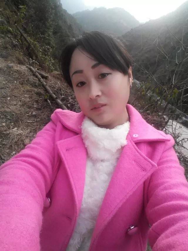 阿姨资料照片
