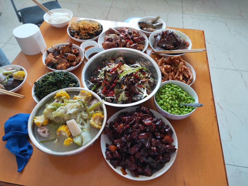 夏护工照片
